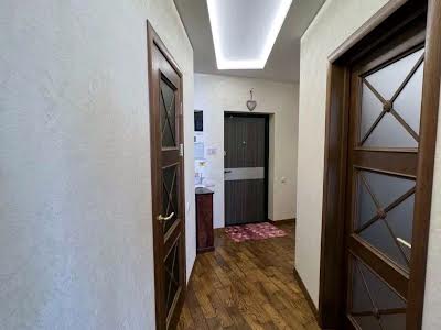 квартира за адресою Щаслива вул., 6
