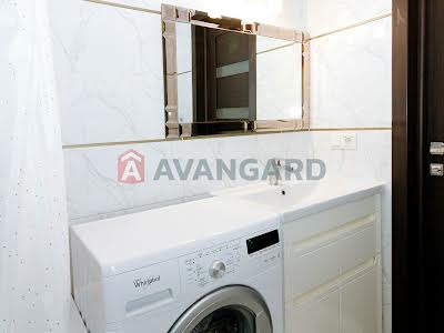 квартира за адресою Райдужна вул., 97
