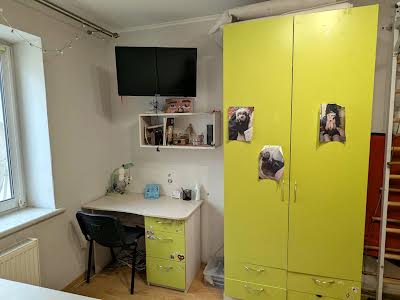 квартира за адресою Райдужний масив вул., 3