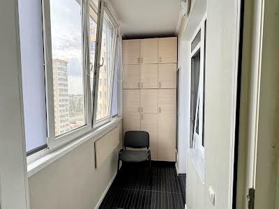 квартира по адресу Радужный массив ул., 16