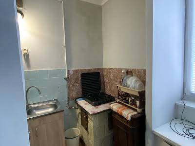 квартира за адресою Миколи Зерова вул., 13
