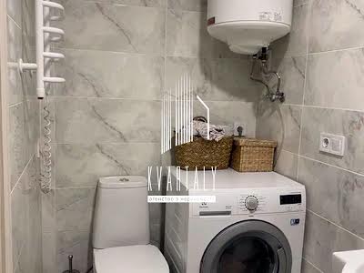 квартира за адресою Машинобудівна вул., 41
