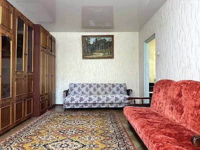 квартира за адресою Героїв просп., 4