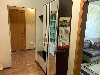 квартира за адресою Михайла Максимовича вул. (Онуфрія Трутенка), 7-В