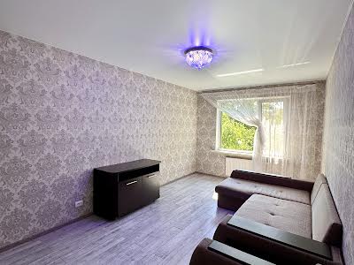 квартира за адресою Садова вул., 45-Б