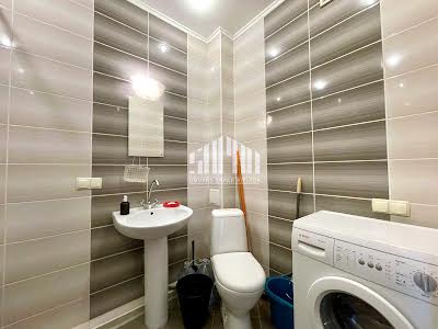 квартира за адресою Польова вул., 20Б