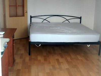 квартира за адресою Драгоманова вул., 1-Д