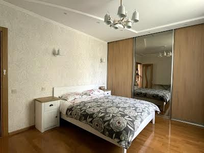 квартира по адресу Днепр, Космическая ул., 3а