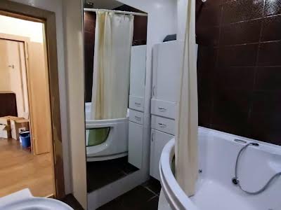 квартира за адресою Академіка Корольова вул., 125