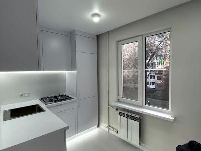 квартира за адресою Корольова, 68А
