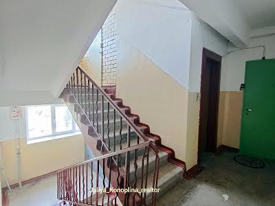 квартира за адресою Янтарна вул., 40