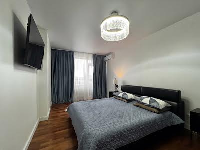 квартира за адресою Петра Панча вул., 18