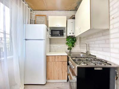 квартира за адресою Петра Калнишевського просп. (Косіора), 34