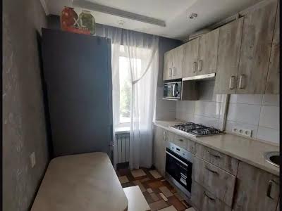 квартира по адресу Богдана Хмельницкого просп. (Героїв Сталінграда), 31