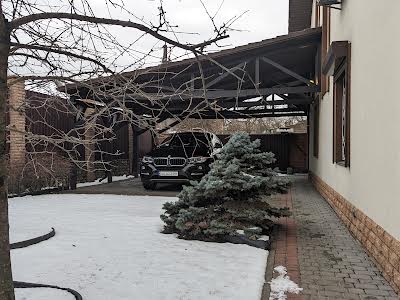 будинок за адресою Центральна вул.