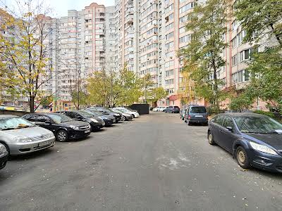 квартира за адресою Київ, Анни Ахматової вул., 31