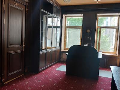 квартира за адресою Інститутська вул., 19