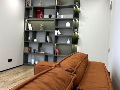 квартира за адресою Олександра Олеся вул., 5-А