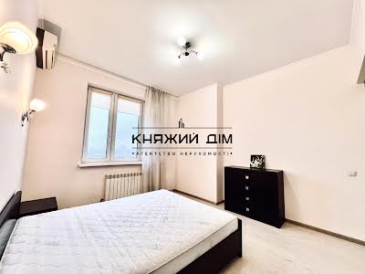 квартира по адресу Уинстона Черчилля ул. (Красноткацкая), 43