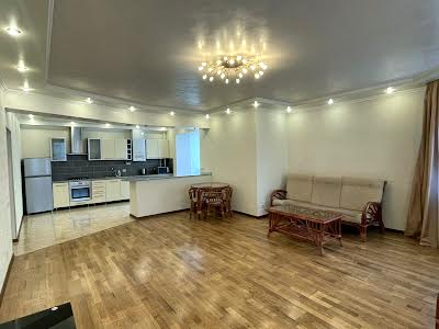 квартира за адресою Бельведерська вул., 23