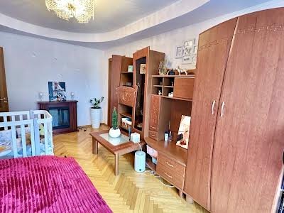 квартира за адресою Златопільська вул., 4к