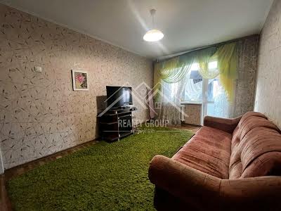 квартира за адресою Космонавтів вул., 26