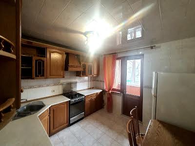 квартира по адресу Ильфа и Петрова ул., 8