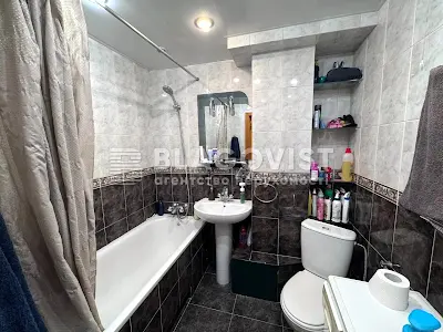квартира за адресою Дніпровська набережна вул., 3