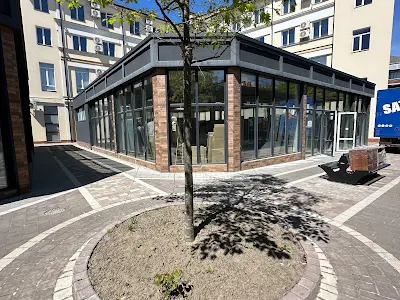 коммерческая по адресу Кардинала Любомира Гузара ул., 49