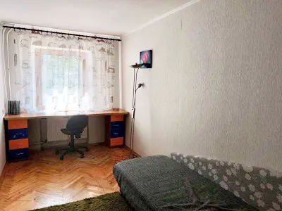 квартира по адресу Салютная ул., 20