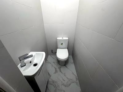 квартира за адресою Квитки Цисык, 2