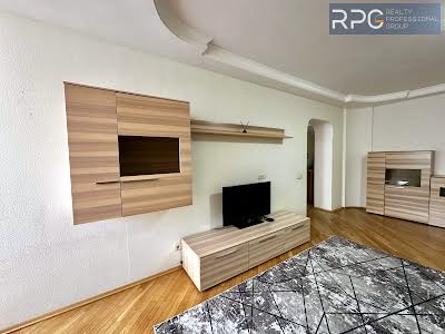 квартира за адресою Старонаводницька вул., 4-В