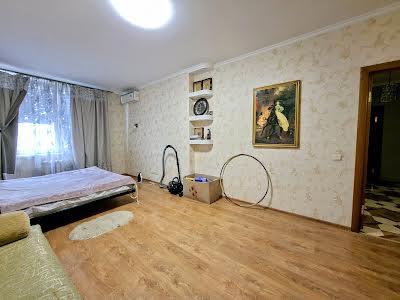 квартира за адресою Олени Пчілки вул., 6