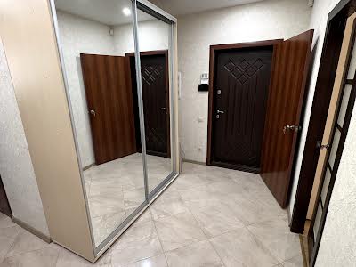 квартира за адресою Регенераторна вул., 4 к9