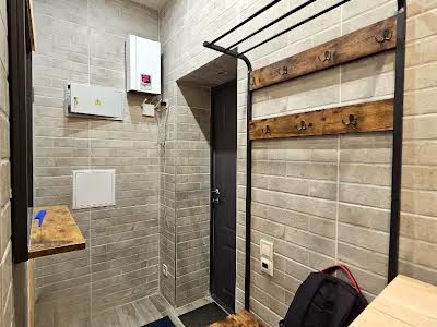 квартира по адресу Камянская ул., 34а
