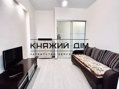 квартира по адресу Уинстона Черчилля ул. (Красноткацкая), 43