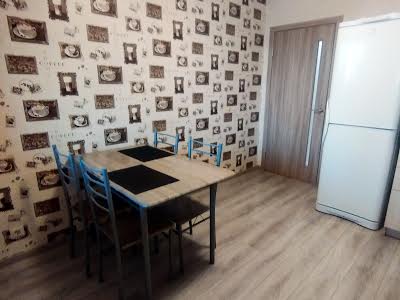 квартира по адресу Соломии Крушельницкой ул., 15б