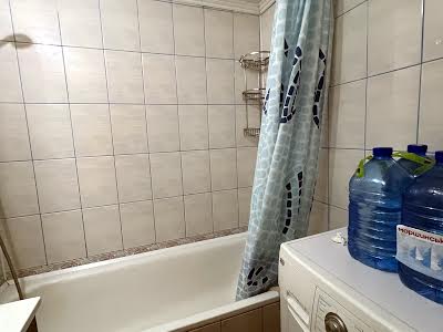 квартира за адресою Садова, 9