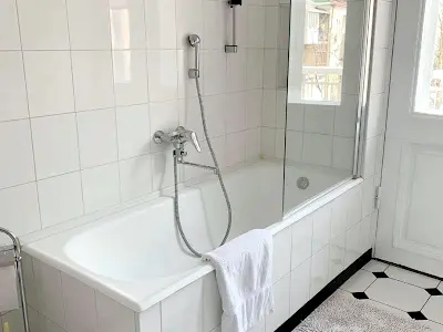 квартира за адресою Назарівська вул. (Вєтрова), 25
