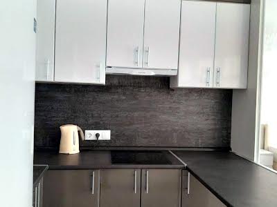 квартира за адресою Польова вул., 73