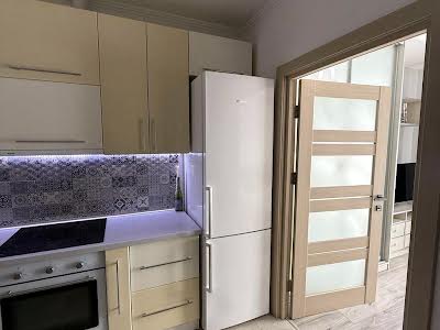 квартира за адресою Дмитра Луценка вул. (Крейсера 