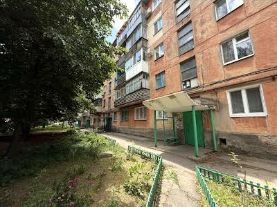 квартира за адресою Євгена Гребінки вул., 27