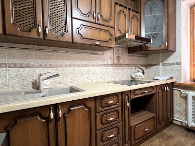 квартира за адресою Садова, 9