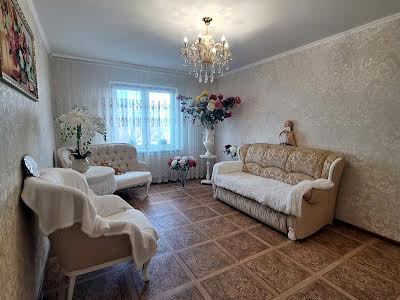 квартира за адресою Здолбунівська вул., 13