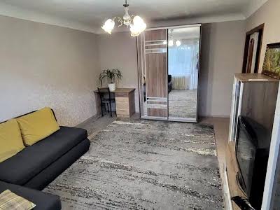 квартира за адресою Стрітенська вул. (Комсомольська), 38