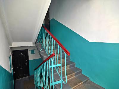 квартира за адресою заводська, 9