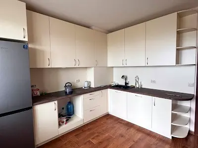 квартира за адресою Миколи Вінграновського вул., 2