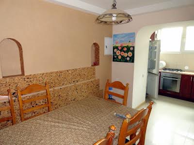 квартира за адресою Лугова вул., 3