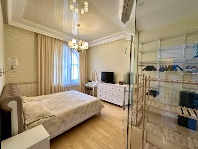 квартира за адресою Кожум'яцька вул., 14в