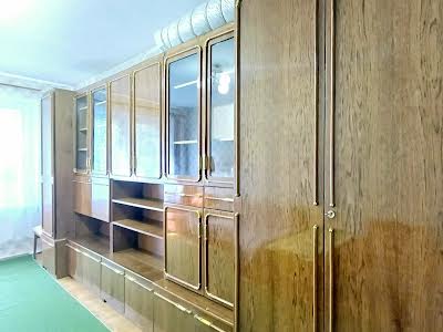 квартира за адресою Дарницький бульв., 4